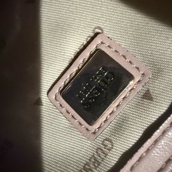 G by Guess Blush‎ Embossed Tote - Picture 4 of 4